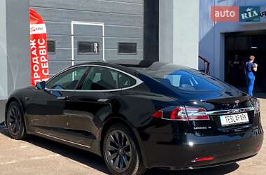 Ліфтбек Tesla Model S 2020 в 
