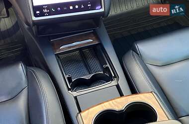 Ліфтбек Tesla Model S 2020 в 