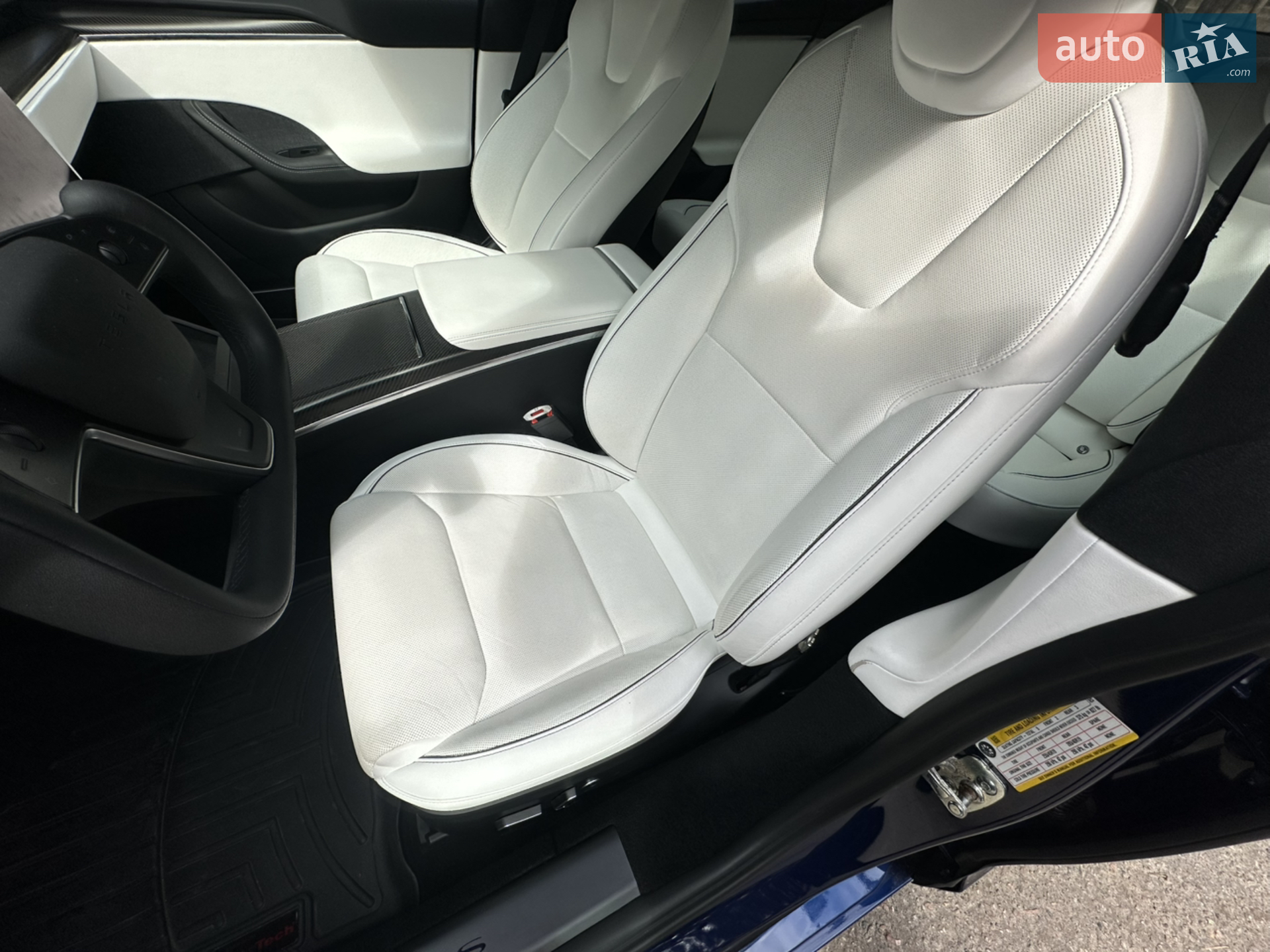 2022 Tesla Model S - мініатюра 27