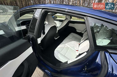 Лифтбек Tesla Model S 2022 в 