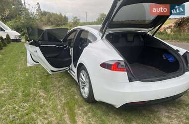 Ліфтбек Tesla Model S 2016 в 