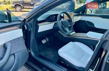 Лифтбек Tesla Model S 2022 в 