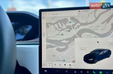 Лифтбек Tesla Model S 2022 в 