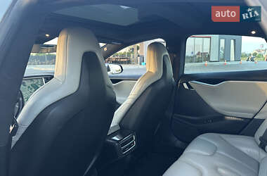 Лифтбек Tesla Model S 2016 в 