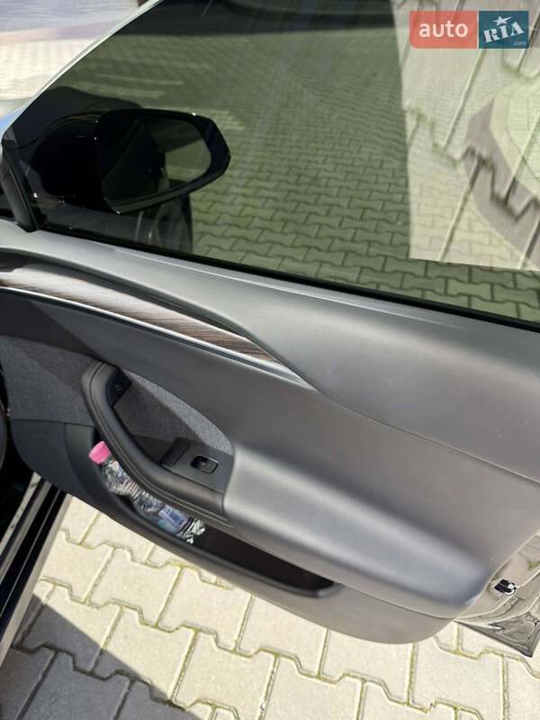 Лифтбек Tesla Model S 2021 в Ивано-Франковске фото 31 Лифтбек Tesla Model S 2021 в Ивано-Франковске