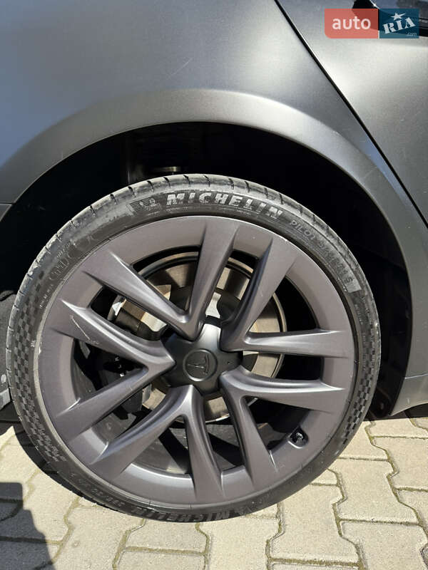 Лифтбек Tesla Model S 2021 в Ивано-Франковске фото 11 Лифтбек Tesla Model S 2021 в Ивано-Франковске