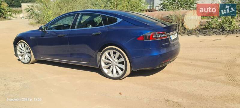 Ліфтбек Tesla Model S 2017 в Івано-Франківську фото 22 Ліфтбек Tesla Model S 2017 в Івано-Франківську