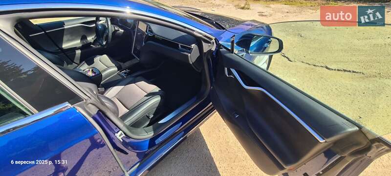 Ліфтбек Tesla Model S 2017 в Івано-Франківську фото 26 Ліфтбек Tesla Model S 2017 в Івано-Франківську
