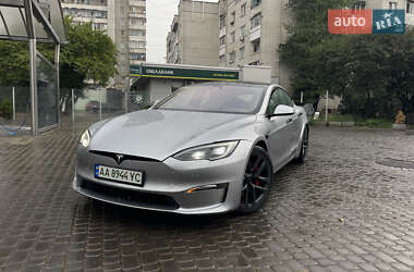 Лифтбек Tesla Model S 2024 в 