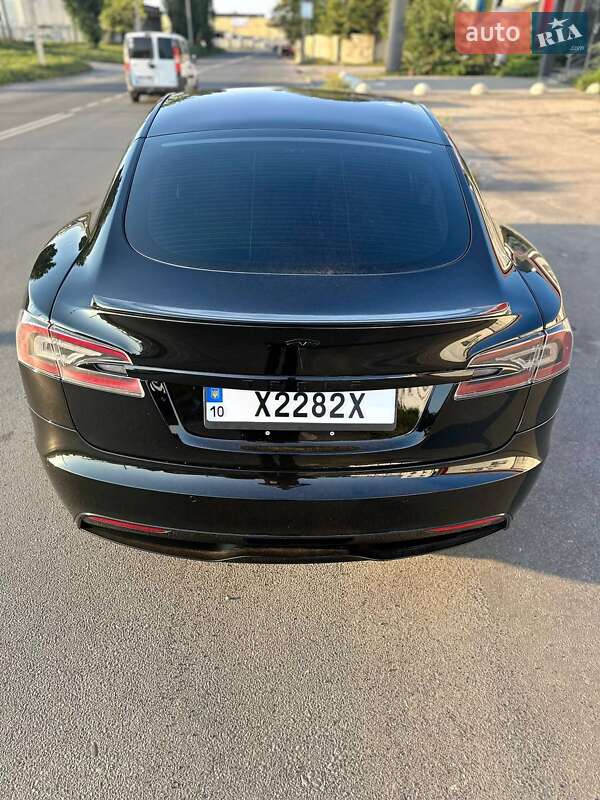 Лифтбек Tesla Model S 2021 в Харькове фото 14 Лифтбек Tesla Model S 2021 в Харькове