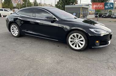 Ліфтбек Tesla Model S 2016 в 
