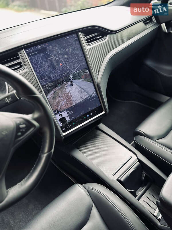 Ліфтбек Tesla Model S 2020 в Києві