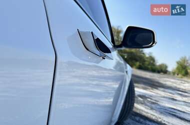 Лифтбек Tesla Model S 2016 в Черкассах