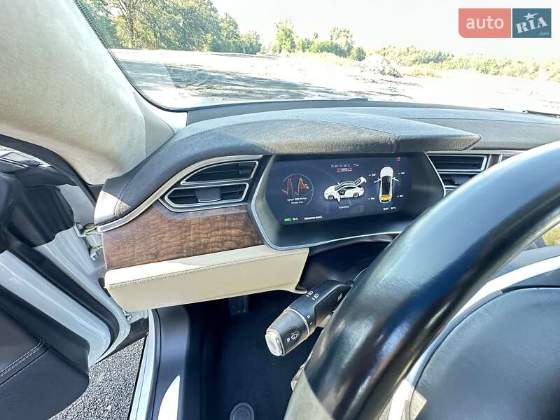 Лифтбек Tesla Model S 2016 в Черкассах фото 54 Лифтбек Tesla Model S 2016 в Черкассах