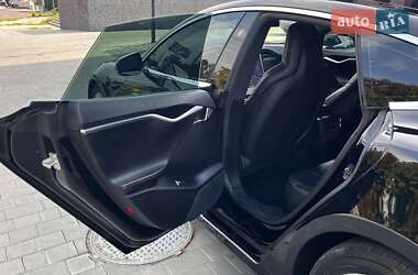 Ліфтбек Tesla Model S 2016 в 