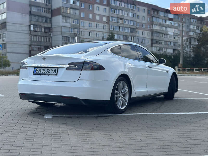 Ліфтбек Tesla Model S 2012 в Сумах