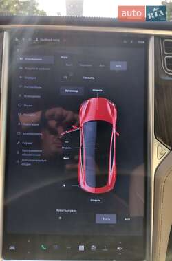 Лифтбек Tesla Model S 2013 в 