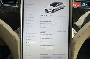 Лифтбек Tesla Model S 2013 в 