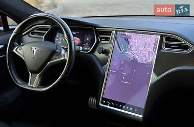 Лифтбек Tesla Model S 2017 в 