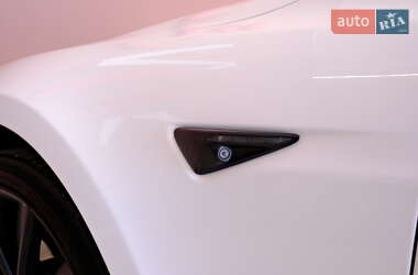 Лифтбек Tesla Model S 2016 в Одессе