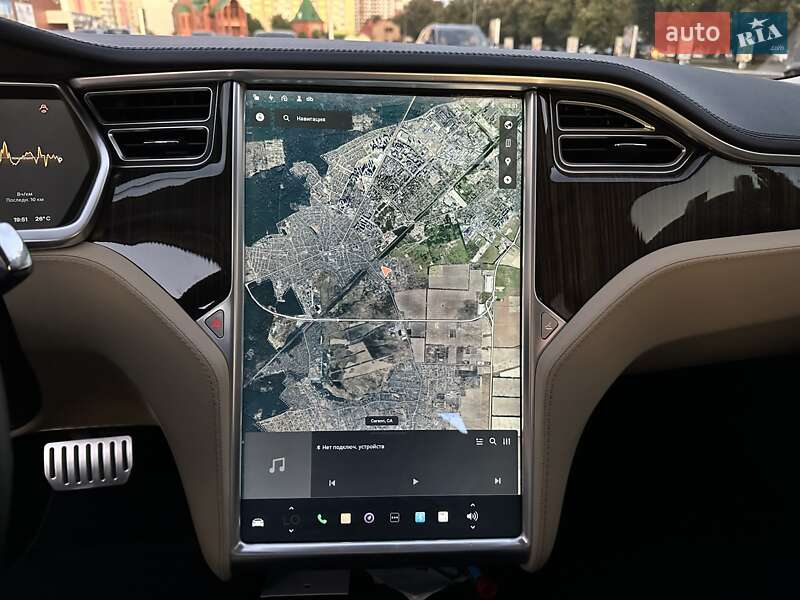 Ліфтбек Tesla Model S 2013 в Києві