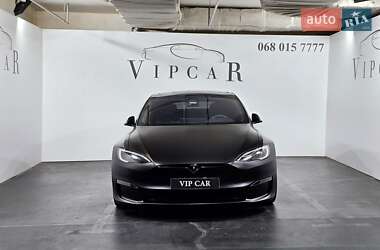 Ліфтбек Tesla Model S 2023 в 