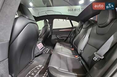 Ліфтбек Tesla Model S 2023 в 