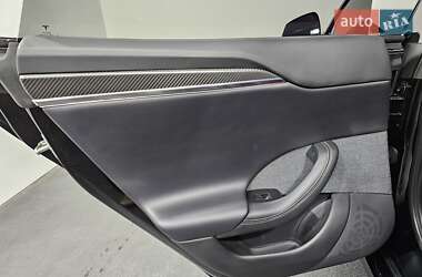 Ліфтбек Tesla Model S 2023 в 