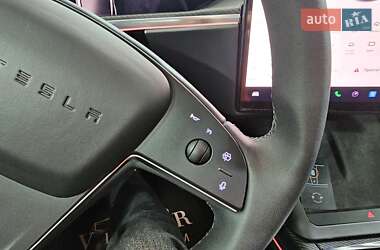 Ліфтбек Tesla Model S 2023 в 
