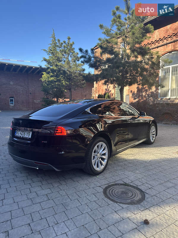 Лифтбек Tesla Model S 2013 в Львове фото 9 Лифтбек Tesla Model S 2013 в Львове