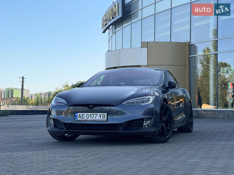 Tesla Model S 2019 Tesla Model S 2019