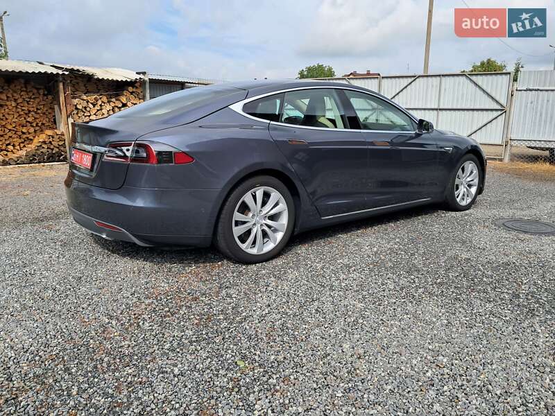 Ліфтбек Tesla Model S 2014 в Радехові