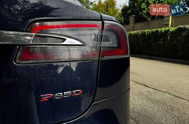 Ліфтбек Tesla Model S 2015 в 