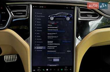 Ліфтбек Tesla Model S 2015 в 