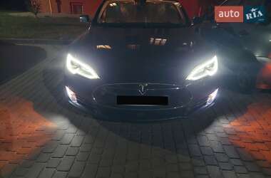 Лифтбек Tesla Model S 2014 в Тернополе
