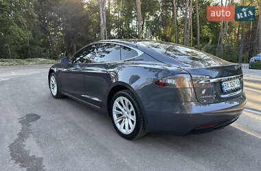 Ліфтбек Tesla Model S 2018 в 