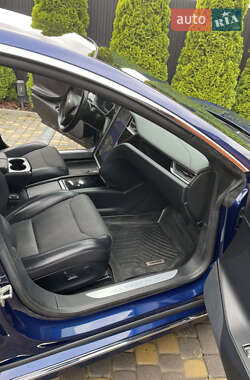 Ліфтбек Tesla Model S 2018 в 