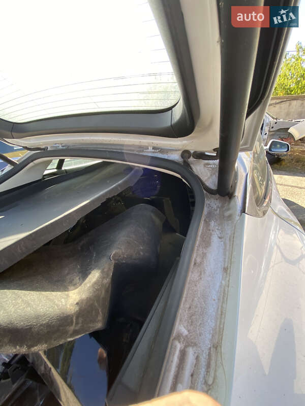 Ліфтбек Tesla Model S 2014 в Великодолинському фото 24 Ліфтбек Tesla Model S 2014 в Великодолинському