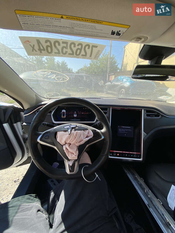 Ліфтбек Tesla Model S 2014 в Великодолинському фото 28 Ліфтбек Tesla Model S 2014 в Великодолинському