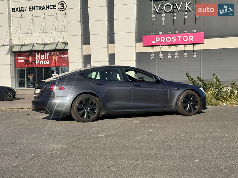 Лифтбек Tesla Model S 2021 в Киеве фото 6 Лифтбек Tesla Model S 2021 в Киеве