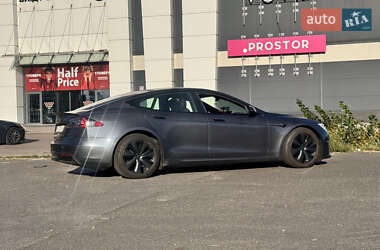 Ліфтбек Tesla Model S 2021 в 