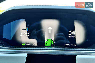 Ліфтбек Tesla Model S 2021 в 