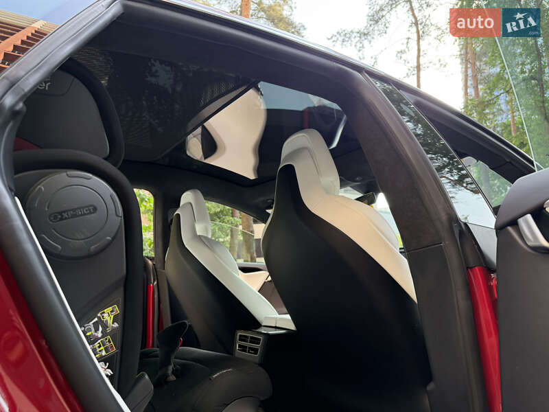 Ліфтбек Tesla Model S 2017 в Броварах