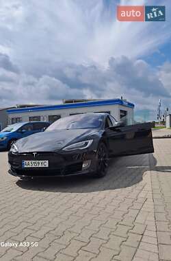 Ліфтбек Tesla Model S 2019 в Києві