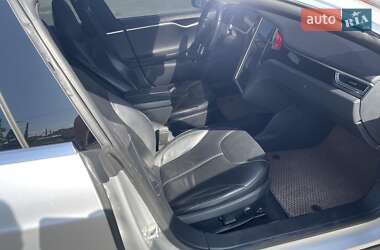 Ліфтбек Tesla Model S 2013 в 