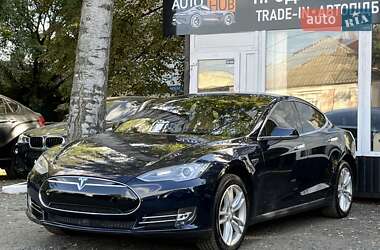 Ліфтбек Tesla Model S 2015 в 