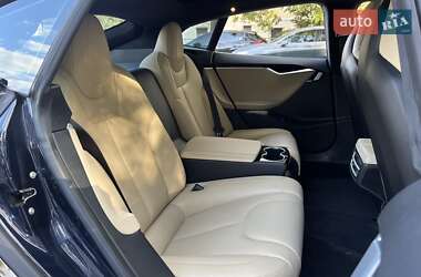 Ліфтбек Tesla Model S 2015 в 