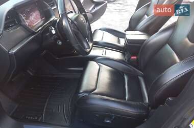 Лифтбек Tesla Model S 2018 в 