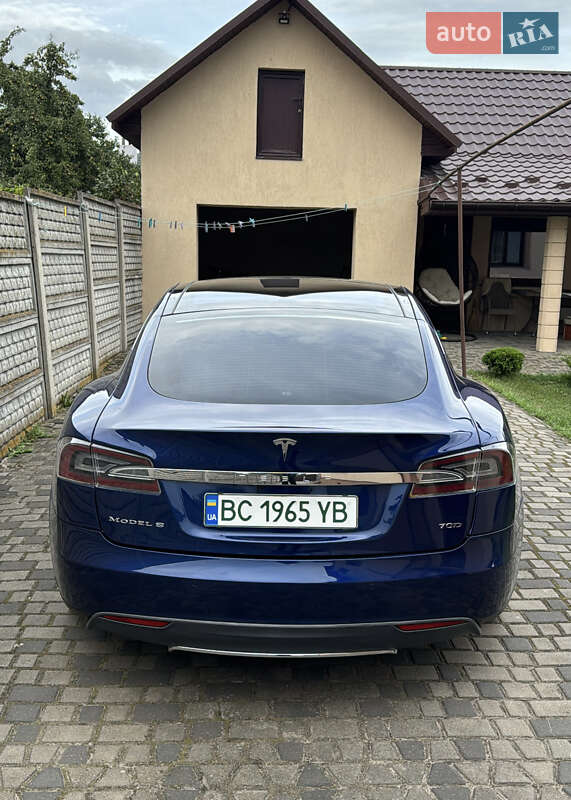 Лифтбек Tesla Model S 2016 в Львове фото 4 Лифтбек Tesla Model S 2016 в Львове