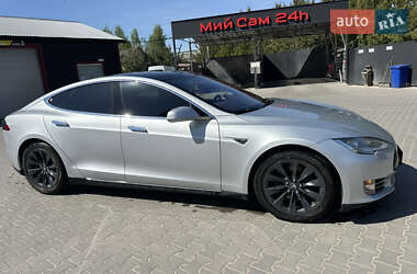 Ліфтбек Tesla Model S 2016 в 